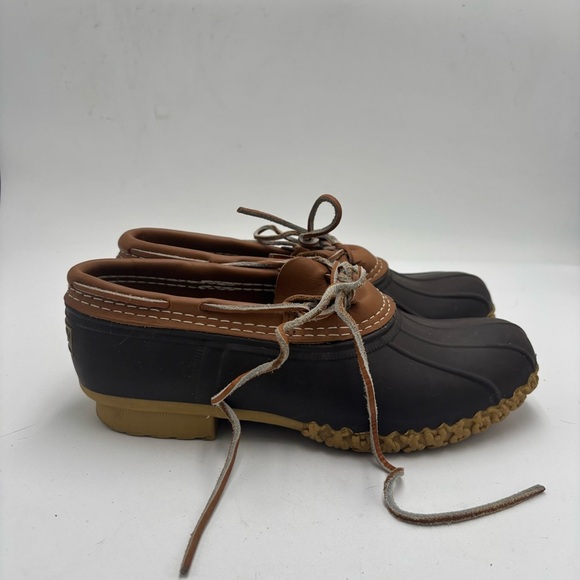 L.L. Bean Women’s 10 Rubber Moc Waterproof Duck Rain Boots - Picture 2 of 7